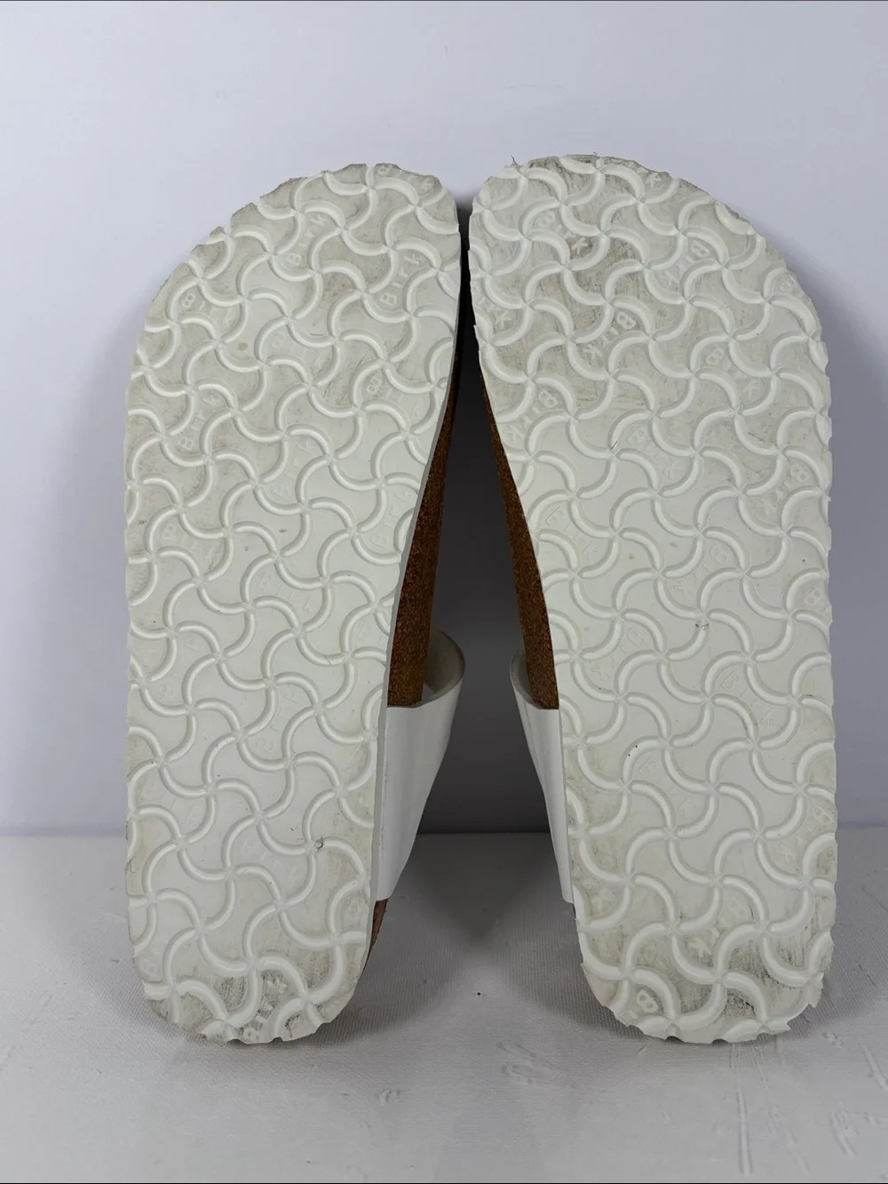 Birki’s by Birkenstock White Leather Thong Sandals EU 41 US Women’s 10